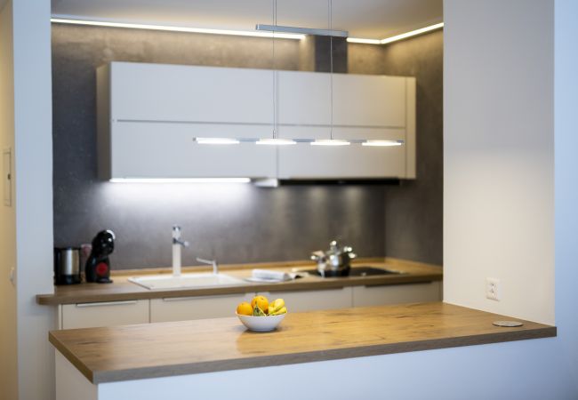 Studio in Scuol - CHASA TULAI F83: WUNDERSCHÖN RENOVIERTES STUDIO IM FERIENPARK TULAI F83 Studio in Scuol - CHASA TULAI F83: WUNDERSCHÖN RENOVIERTES STUDIO IM FERIENPARK TULAI F83