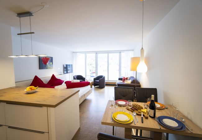 Studio in Scuol - CHASA TULAI F83: WUNDERSCHÖN RENOVIERTES STUDIO IM FERIENPARK TULAI F83 Studio in Scuol - CHASA TULAI F83: WUNDERSCHÖN RENOVIERTES STUDIO IM FERIENPARK TULAI F83