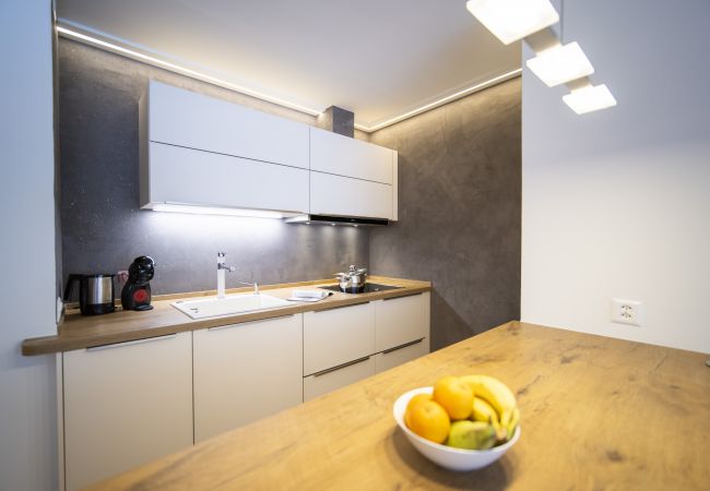 Studio in Scuol - CHASA TULAI F83: WUNDERSCHÖN RENOVIERTES STUDIO IM FERIENPARK TULAI F83 Studio in Scuol - CHASA TULAI F83: WUNDERSCHÖN RENOVIERTES STUDIO IM FERIENPARK TULAI F83