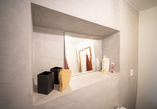 Studio in Ardez - STUDIO NUNA: RENOVIERTE 1-ZIMMER-WOHNUNG IN DER EHEMALIGEN MÜHLE DES BERGDORFES ARDEZ Studio in Ardez - STUDIO NUNA: RENOVIERTE 1-ZIMMER-WOHNUNG IN DER EHEMALIGEN MÜHLE DES BERGDORFES ARDEZ