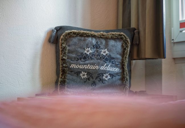 Studio in Scuol - CHASA GISEP STUDIO: FERIEN IN SCUOL, DAS HEISST ERHOLUNG IN EINEM TYPISCHEN ENGADINER ORT! Studio in Scuol - CHASA GISEP STUDIO: FERIEN IN SCUOL, DAS HEISST ERHOLUNG IN EINEM TYPISCHEN ENGADINER ORT!