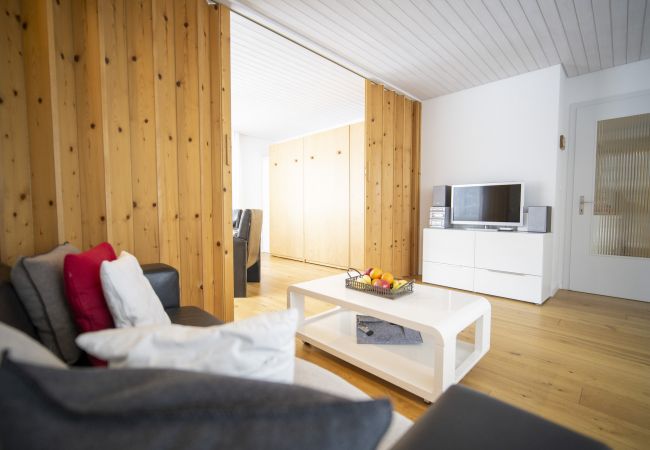 Ferienwohnung in Scuol - Chasa Trü Nr. 9: Idyllische 2.5-Zimmerwohnung in der Feriensiedlung Trü Ferienwohnung in Scuol - Chasa Trü Nr. 9: Idyllische 2.5-Zimmerwohnung in der Feriensiedlung Trü