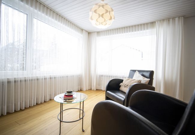 Ferienwohnung in Scuol - Chasa Trü Nr. 9: Idyllische 2.5-Zimmerwohnung in der Feriensiedlung Trü Ferienwohnung in Scuol - Chasa Trü Nr. 9: Idyllische 2.5-Zimmerwohnung in der Feriensiedlung Trü