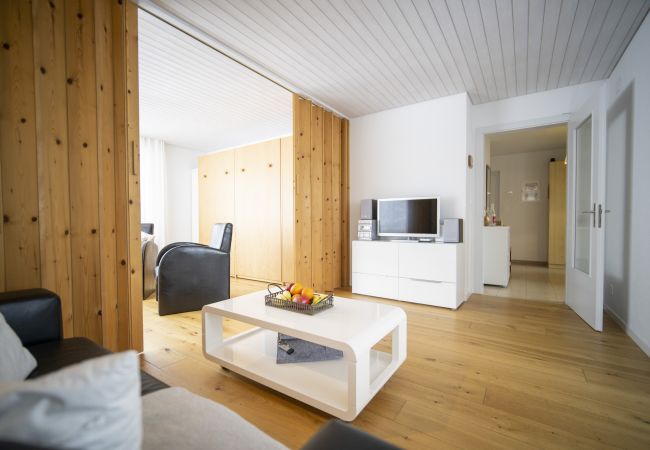 Ferienwohnung in Scuol - Chasa Trü Nr. 9: Idyllische 2.5-Zimmerwohnung in der Feriensiedlung Trü Ferienwohnung in Scuol - Chasa Trü Nr. 9: Idyllische 2.5-Zimmerwohnung in der Feriensiedlung Trü