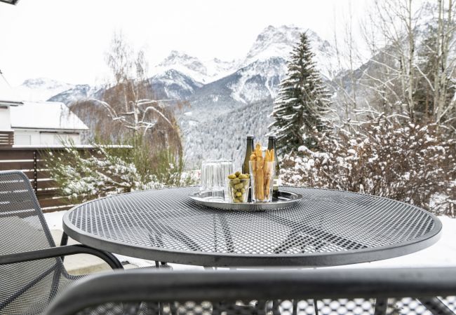 Ferienwohnung in Scuol - Chasa Trü Nr. 9: Idyllische 2.5-Zimmerwohnung in der Feriensiedlung Trü Ferienwohnung in Scuol - Chasa Trü Nr. 9: Idyllische 2.5-Zimmerwohnung in der Feriensiedlung Trü