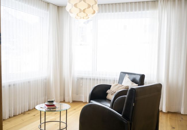 Ferienwohnung in Scuol - Chasa Trü Nr. 9: Idyllische 2.5-Zimmerwohnung in der Feriensiedlung Trü Ferienwohnung in Scuol - Chasa Trü Nr. 9: Idyllische 2.5-Zimmerwohnung in der Feriensiedlung Trü