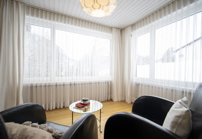 Ferienwohnung in Scuol - Chasa Trü Nr. 9: Idyllische 2.5-Zimmerwohnung in der Feriensiedlung Trü Ferienwohnung in Scuol - Chasa Trü Nr. 9: Idyllische 2.5-Zimmerwohnung in der Feriensiedlung Trü