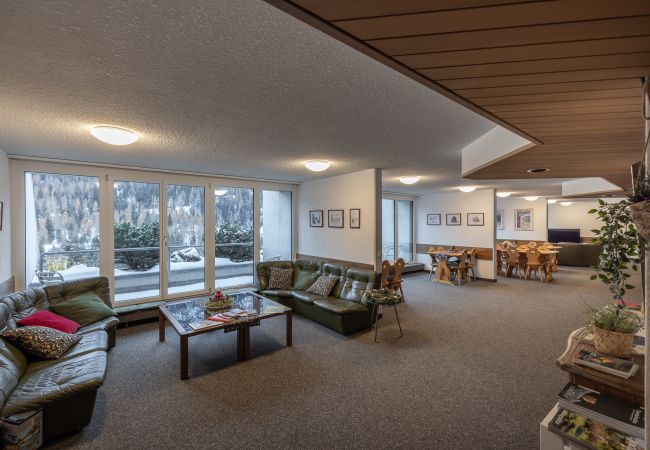 Studio in Scuol - CHASA TULAI F114: GROSSZÜGIG RENOVIERTES ALPENCHIC-STUDIO IM FERIENPARK TULAI F114 Studio in Scuol - CHASA TULAI F114: GROSSZÜGIG RENOVIERTES ALPENCHIC-STUDIO IM FERIENPARK TULAI F114