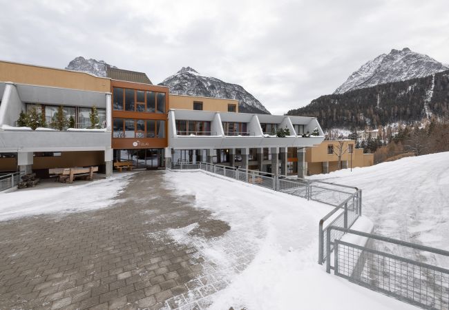 Studio in Scuol - CHASA TULAI F114: GROSSZÜGIG RENOVIERTES ALPENCHIC-STUDIO IM FERIENPARK TULAI F114 Studio in Scuol - CHASA TULAI F114: GROSSZÜGIG RENOVIERTES ALPENCHIC-STUDIO IM FERIENPARK TULAI F114
