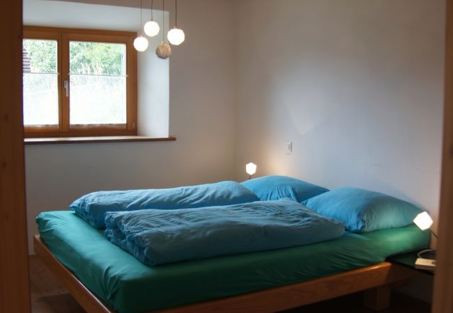 Ferienwohnung in Ardez - Pro La Tour Pitschna: Moderne 2.5-Zimmerwohnung in Ardez am historischen Wohnturm aus dem 13. Jhd. Ferienwohnung in Ardez - Pro La Tour Pitschna: Moderne 2.5-Zimmerwohnung in Ardez am historischen Wohnturm aus dem 13. Jhd.
