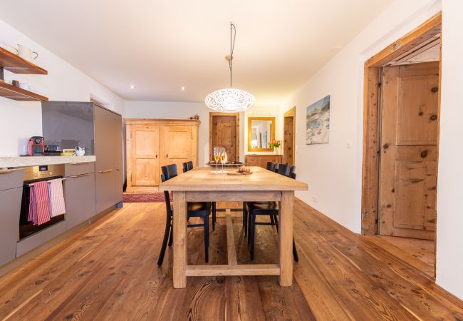 Ferienwohnung in Scuol - Chasa Punt 43: Romantisches Hideaway im historischen Dorfkern von Scuol Ferienwohnung in Scuol - Chasa Punt 43: Romantisches Hideaway im historischen Dorfkern von Scuol