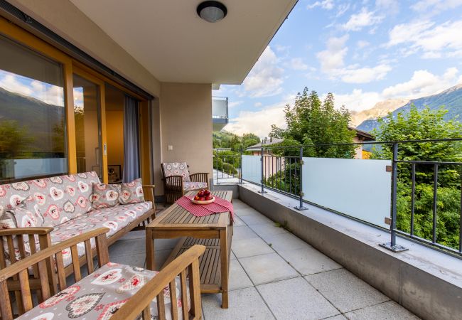 Ferienwohnung in Scuol - La Stüvetta: Moderne, qualitativ hochstehend ausgebaute 2.5 Zimmerwohnung direkt bei der Bergbahn Motta Naluns Ferienwohnung in Scuol - La Stüvetta: Moderne, qualitativ hochstehend ausgebaute 2.5 Zimmerwohnung direkt bei der Bergbahn Motta Naluns