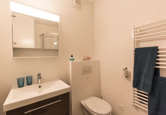 Ferienwohnung in Scuol - Chasa Silvretta: Neu eingerichtete, gut gelegene 2,5 Zimmer Ferienwohnung Ferienwohnung in Scuol - Chasa Silvretta: Neu eingerichtete, gut gelegene 2,5 Zimmer Ferienwohnung