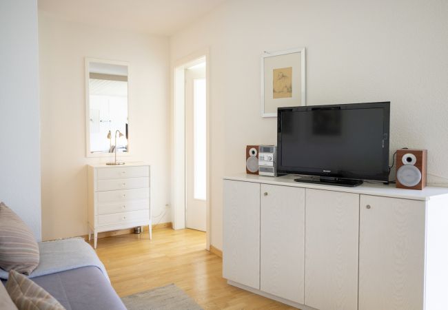 Ferienwohnung in Scuol - Brentschpark 28: Gemütliche 2.5-Zimmerwohung im ruhig im ruhig gelegenem Brentschpark Ferienwohnung in Scuol - Brentschpark 28: Gemütliche 2.5-Zimmerwohung im ruhig im ruhig gelegenem Brentschpark