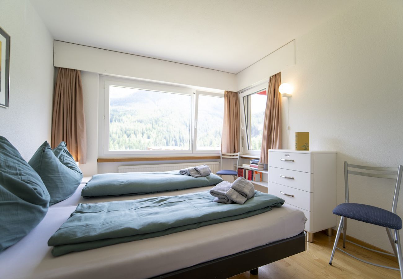 Ferienwohnung in Scuol - BRENTSCHPARK 28: GEMÜTLICHE 2.5-ZIMMERWOHNUNG IM RUHIG GELEGENEN BRENTSCHPARK