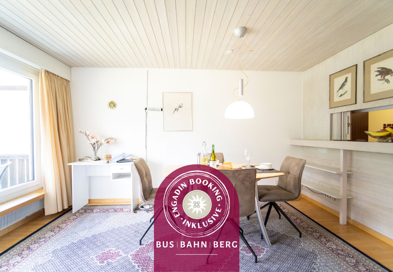 Ferienwohnung in Scuol - Brentschpark 28: Gemütliche 2.5-Zimmerwohung im ruhig im ruhig gelegenem Brentschpark