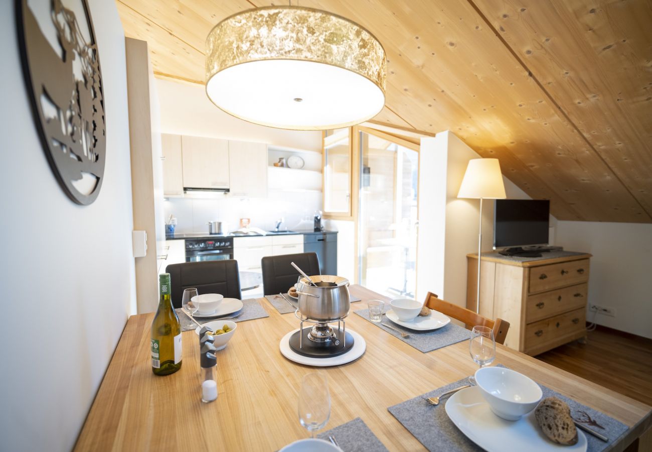 Ferienwohnung in Scuol - CHASA BAGNERA 174: MODERNE 3 ½-ZIMMER DACHWOHNUNG GLEICH BEIM ENGADIN BAD SCUOL