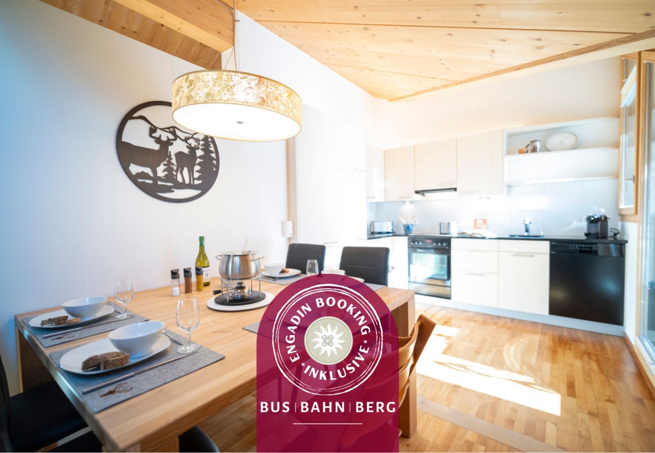 Ferienwohnung in Scuol - Chasa Bagnera 174: moderne 3 1/2 -Zimmer Dachwohnung gleich beim Engadin Bad Scuol