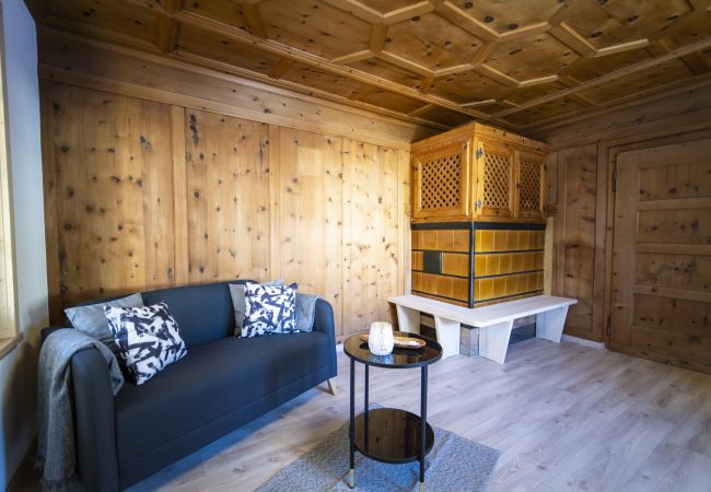 Ferienwohnung in Ramosch - Chasa Schilana 84: Liebevoll eingerichtete 3.5-Zimmerwohnung im Herzen von Ramosch Ferienwohnung in Ramosch - Chasa Schilana 84: Liebevoll eingerichtete 3.5-Zimmerwohnung im Herzen von Ramosch