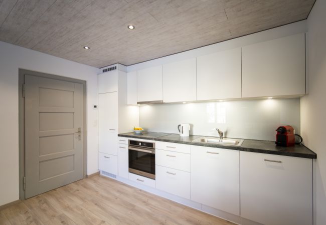 Ferienwohnung in Ramosch - Chasa Schilana 84: Liebevoll eingerichtete 3.5-Zimmerwohnung im Herzen von Ramosch Ferienwohnung in Ramosch - Chasa Schilana 84: Liebevoll eingerichtete 3.5-Zimmerwohnung im Herzen von Ramosch