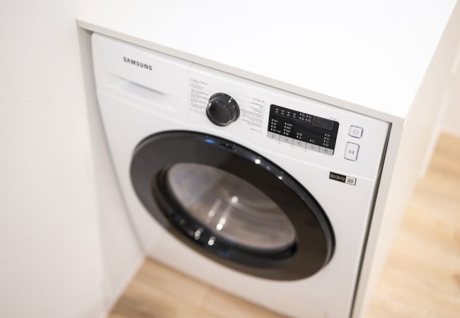 Ferienwohnung in Ramosch - Chasa Schilana 84: Liebevoll eingerichtete 3.5-Zimmerwohnung im Herzen von Ramosch Ferienwohnung in Ramosch - Chasa Schilana 84: Liebevoll eingerichtete 3.5-Zimmerwohnung im Herzen von Ramosch