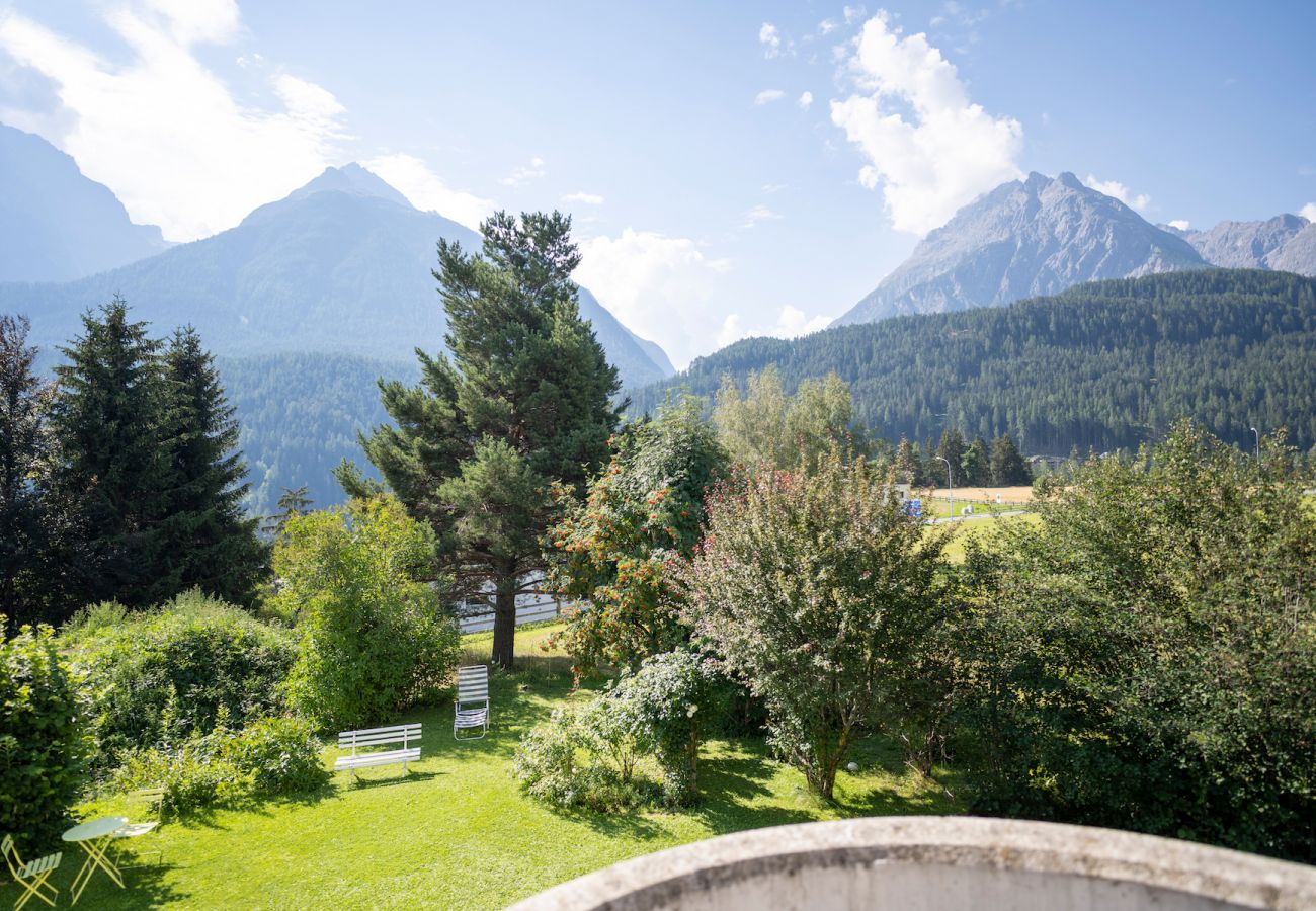 Ferienwohnung in Scuol - CHASA ALBA: MODERNE UND EXKLUSIVE 3.5-ZIMMER DACHWOHNUNG MIT PANORAMA IN SCUOL