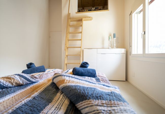 Ferienwohnung in Scuol - Chasa Stradun 400: renovierte 3.5-Zimmer-Dachwohnung im Herzen von Scuol Ferienwohnung in Scuol - Chasa Stradun 400: renovierte 3.5-Zimmer-Dachwohnung im Herzen von Scuol