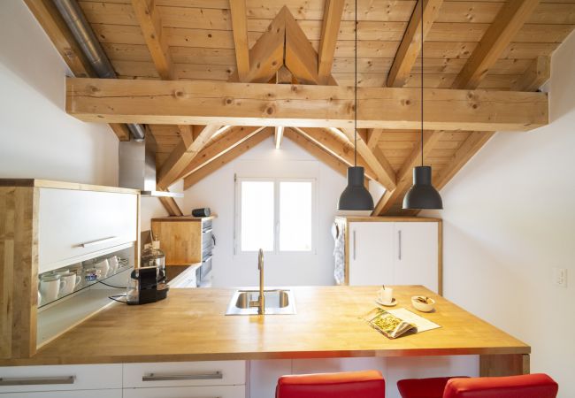 Ferienwohnung in Scuol - Chasa Stradun 400: renovierte 3.5-Zimmer-Dachwohnung im Herzen von Scuol Ferienwohnung in Scuol - Chasa Stradun 400: renovierte 3.5-Zimmer-Dachwohnung im Herzen von Scuol