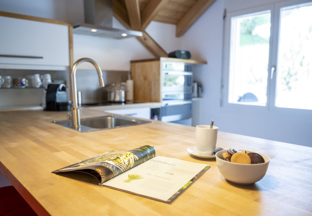 Ferienwohnung in Scuol - Chasa Stradun 400: renovierte 3.5-Zimmer-Dachwohnung im Herzen von Scuol