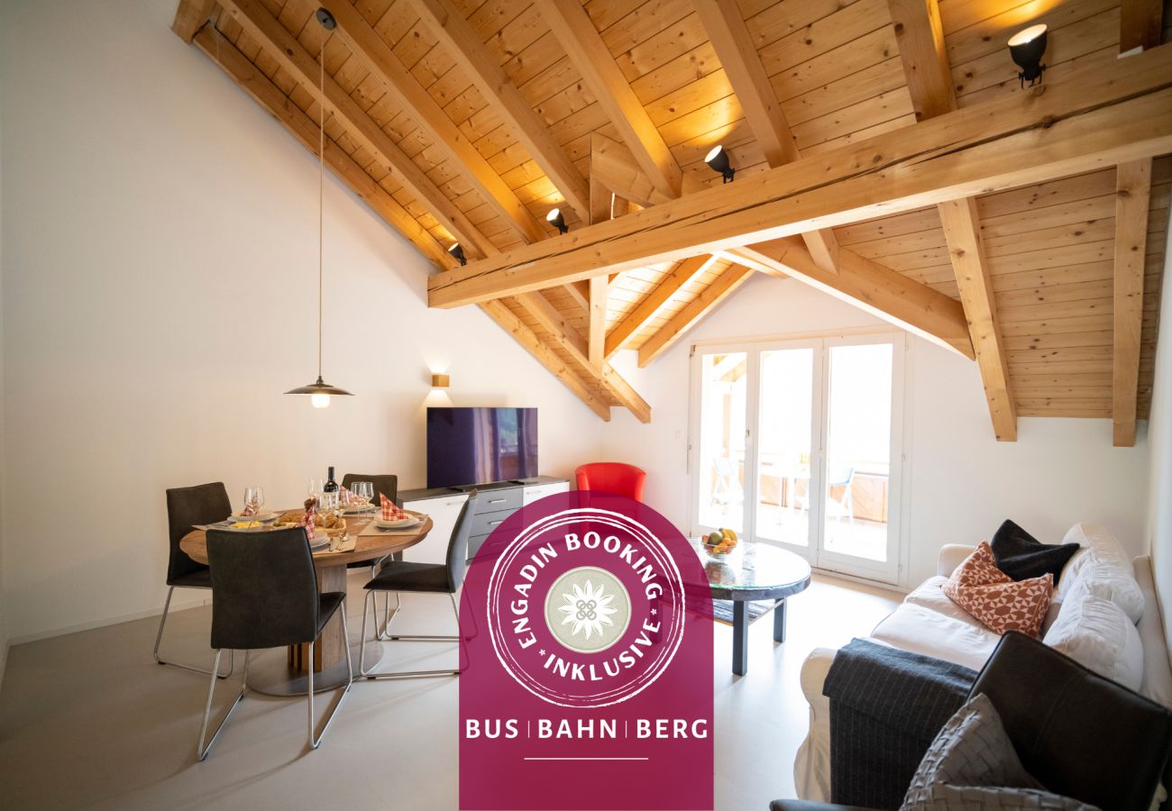 Ferienwohnung in Scuol - Chasa Stradun 400: renovierte 3.5-Zimmer-Dachwohnung im Herzen von Scuol