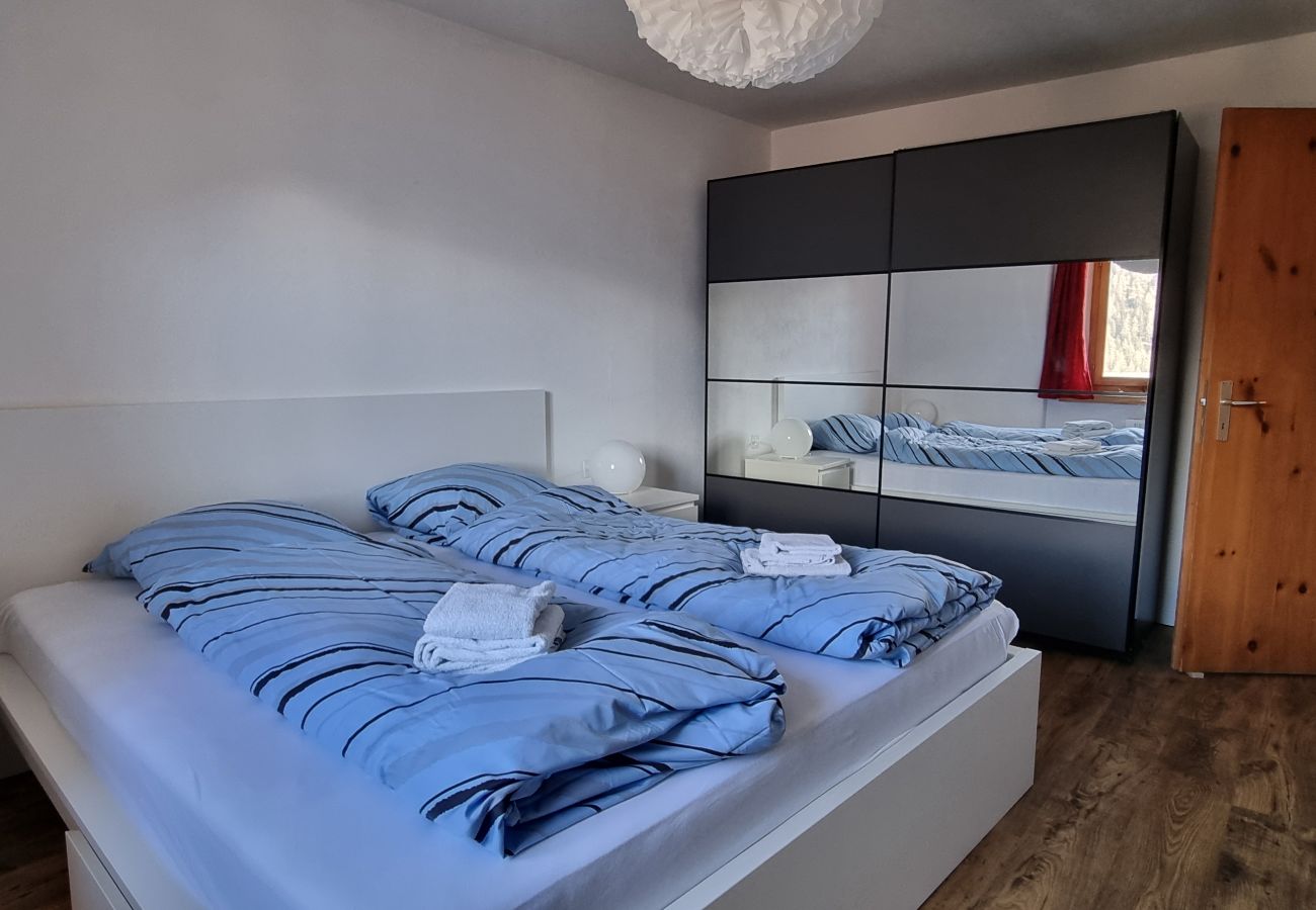 Ferienwohnung in Vnà - L_01_CHASA ROSA 1
