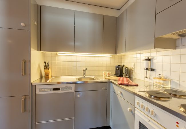 Ferienwohnung in Sent - Chasa Tredeschin: Ferienwohnung mit Stil im Dorfkern von Sent Ferienwohnung in Sent - Chasa Tredeschin: Ferienwohnung mit Stil im Dorfkern von Sent