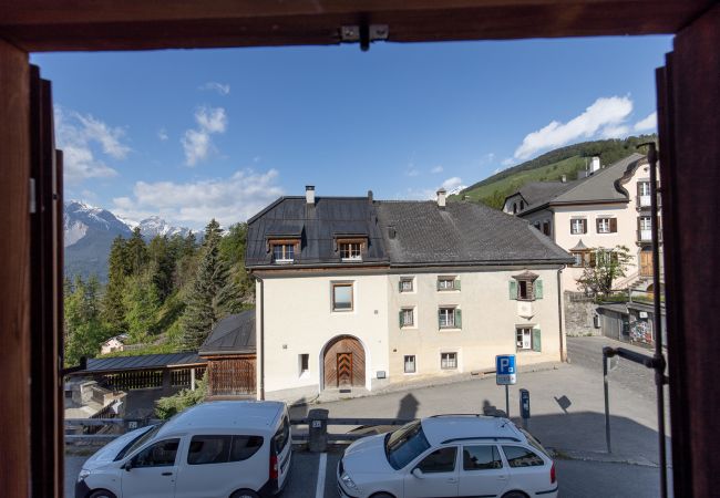 Ferienwohnung in Sent - Chasa Tredeschin: Ferienwohnung mit Stil im Dorfkern von Sent Ferienwohnung in Sent - Chasa Tredeschin: Ferienwohnung mit Stil im Dorfkern von Sent