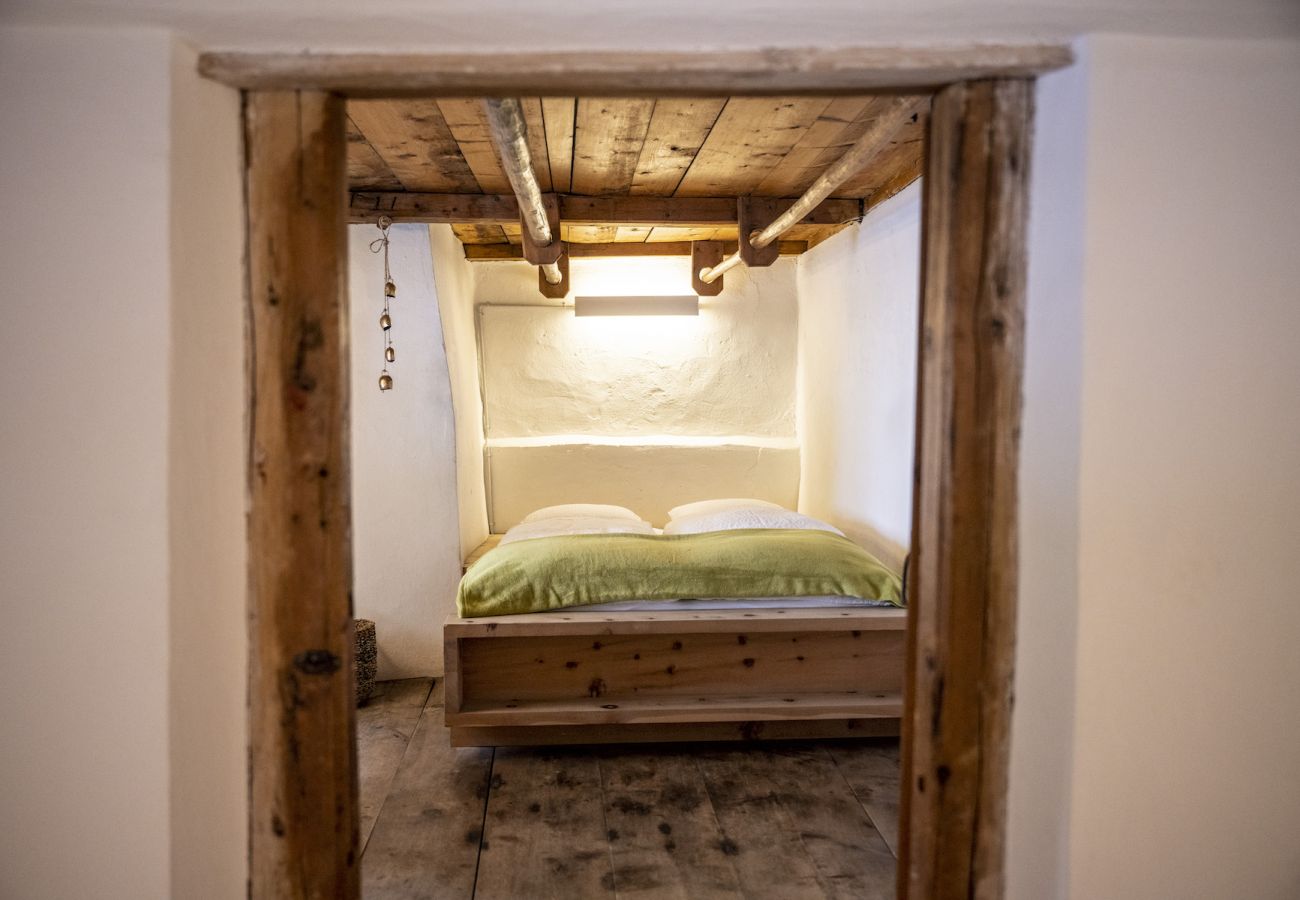 Ferienwohnung in Scuol - Chasa Engiadina OG: aussergewöhnliches Engadiner Haus mitten in Scuol