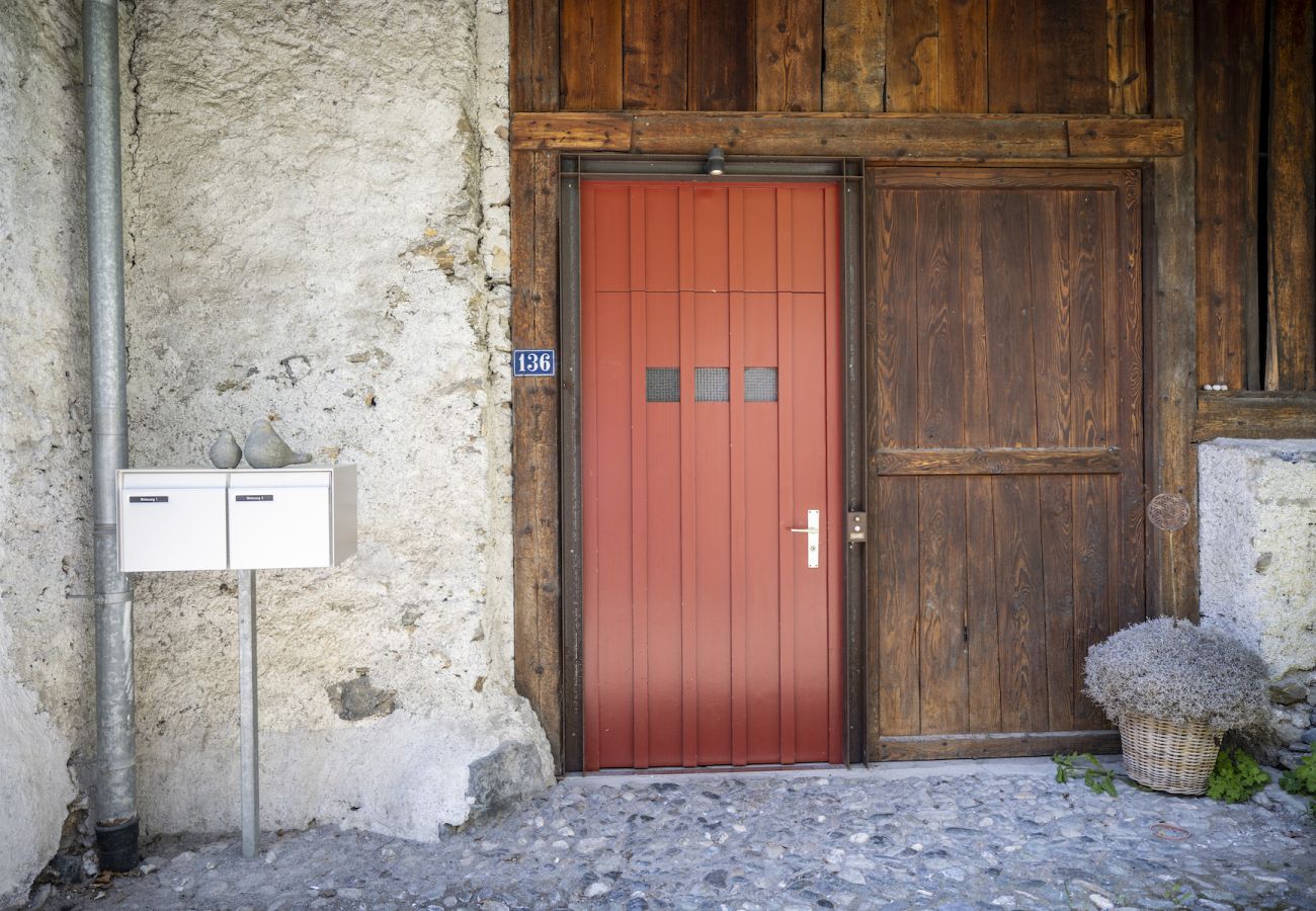 Ferienwohnung in Scuol - Chasa Engiadina OG: aussergewöhnliches Engadiner Haus mitten in Scuol