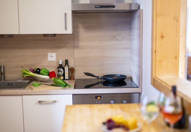Ferienwohnung in Ardez - Chasa Campell: Die Wohnung ist im ersten Stock eines Engadinerhauses Ferienwohnung in Ardez - Chasa Campell: Die Wohnung ist im ersten Stock eines Engadinerhauses