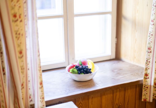 Ferienwohnung in Ardez - Chasa Campell: Die Wohnung ist im ersten Stock eines Engadinerhauses Ferienwohnung in Ardez - Chasa Campell: Die Wohnung ist im ersten Stock eines Engadinerhauses