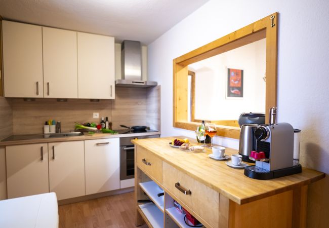 Ferienwohnung in Ardez - Chasa Campell: Die Wohnung ist im ersten Stock eines Engadinerhauses Ferienwohnung in Ardez - Chasa Campell: Die Wohnung ist im ersten Stock eines Engadinerhauses