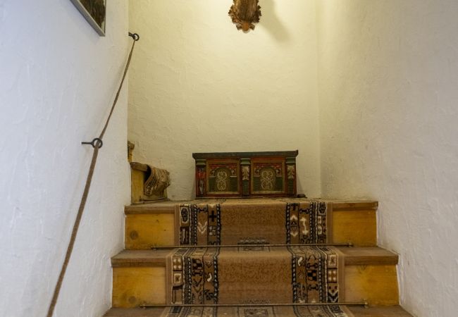 Ferienwohnung in Ardez - Chasa Campell: Die Wohnung ist im ersten Stock eines Engadinerhauses Ferienwohnung in Ardez - Chasa Campell: Die Wohnung ist im ersten Stock eines Engadinerhauses