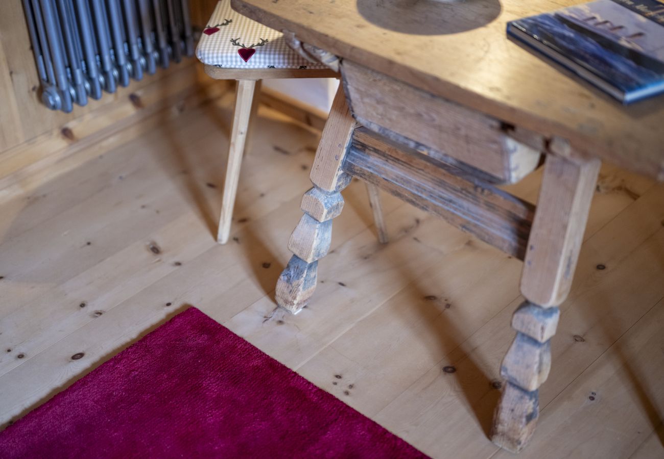 Ferienhaus in Ftan - Chasa Sömmi: Luxuriöses Engadinerhaus in Ftan mit Panorama-Terrasse