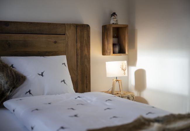 Chalet in Scuol - Meis Chalet: Luxuriöses, freistehendes Ferienhaus im Alpenchic-Stil mitten im Dorfzentrum von Scuol Chalet in Scuol - Meis Chalet: Luxuriöses, freistehendes Ferienhaus im Alpenchic-Stil mitten im Dorfzentrum von Scuol