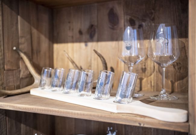 Chalet in Scuol - Meis Chalet: Luxuriöses, freistehendes Ferienhaus im Alpenchic-Stil mitten im Dorfzentrum von Scuol Chalet in Scuol - Meis Chalet: Luxuriöses, freistehendes Ferienhaus im Alpenchic-Stil mitten im Dorfzentrum von Scuol
