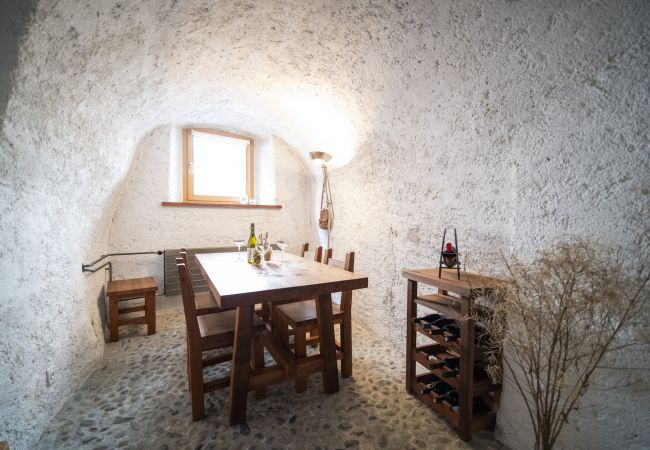 Ferienhaus in Ardez - Chasa Riatsch: Renoviertes Engadinerhaus mitten in Ardez Ferienhaus in Ardez - Chasa Riatsch: Renoviertes Engadinerhaus mitten in Ardez