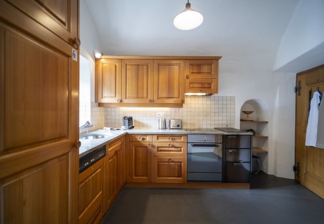 Ferienhaus in Ardez - Chasa Riatsch: Renoviertes Engadinerhaus mitten in Ardez Ferienhaus in Ardez - Chasa Riatsch: Renoviertes Engadinerhaus mitten in Ardez