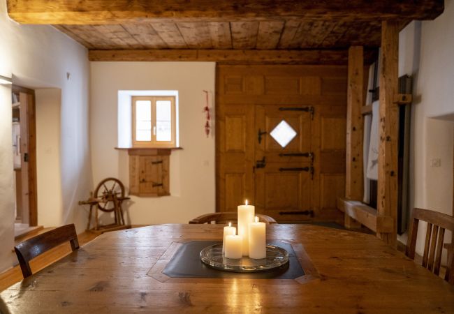 Ferienhaus in Ardez - Chasa Riatsch: Renoviertes Engadinerhaus mitten in Ardez Ferienhaus in Ardez - Chasa Riatsch: Renoviertes Engadinerhaus mitten in Ardez