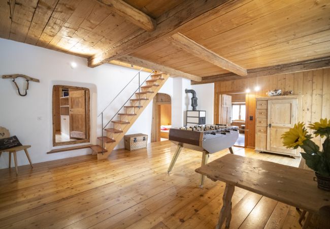 Ferienhaus in Ardez - Chasa Riatsch: Renoviertes Engadinerhaus mitten in Ardez Ferienhaus in Ardez - Chasa Riatsch: Renoviertes Engadinerhaus mitten in Ardez