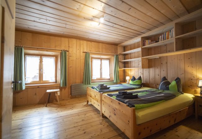 Ferienhaus in Ardez - Chasa Riatsch: Renoviertes Engadinerhaus mitten in Ardez Ferienhaus in Ardez - Chasa Riatsch: Renoviertes Engadinerhaus mitten in Ardez