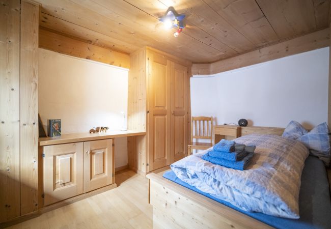 Ferienhaus in Ardez - Chasa Riatsch: Renoviertes Engadinerhaus mitten in Ardez Ferienhaus in Ardez - Chasa Riatsch: Renoviertes Engadinerhaus mitten in Ardez