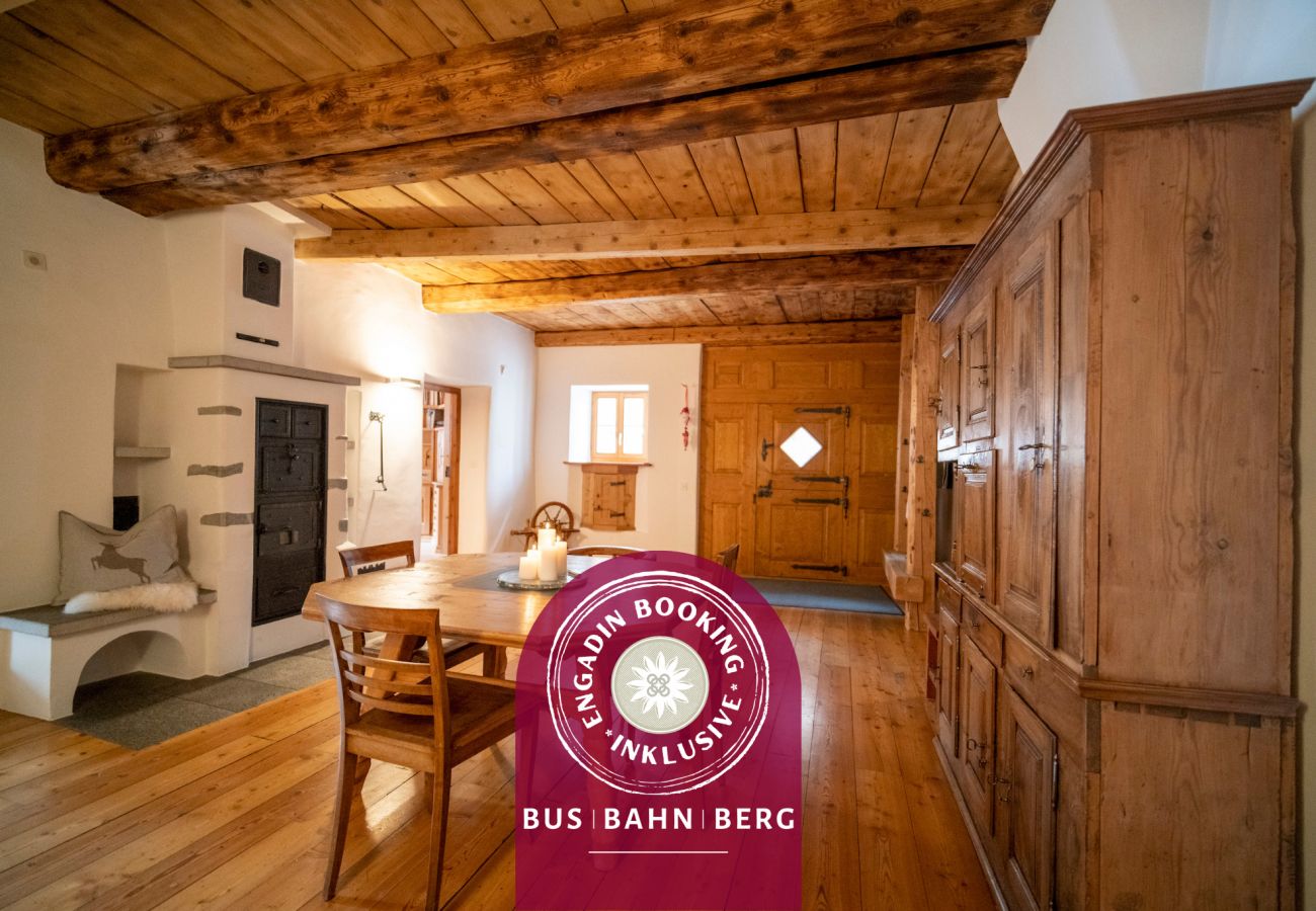 Ferienhaus in Ardez - Chasa Riatsch: Renoviertes Engadinerhaus mitten in Ardez