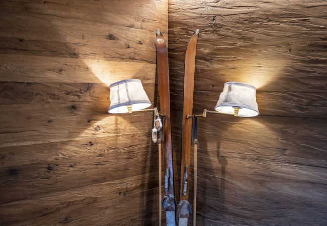 Chalet in Scuol - Bergchalet Flöna: Luxuriöses freistehendes 5 Zimmer-Chalet an der Pist mit Hotpot & Sauna Chalet in Scuol - Bergchalet Flöna: Luxuriöses freistehendes 5 Zimmer-Chalet an der Pist mit Hotpot & Sauna